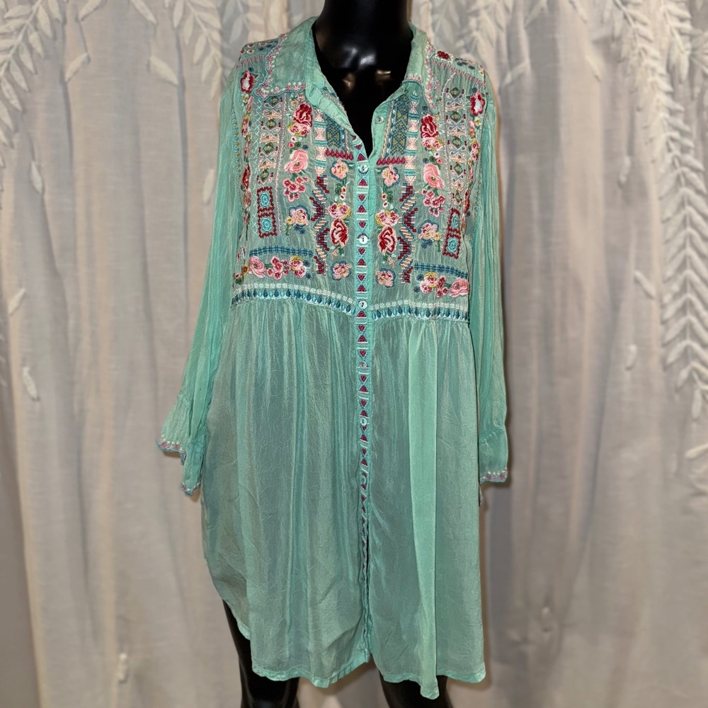 Johnny Was Embroidered Boho Tunic Top – Size L